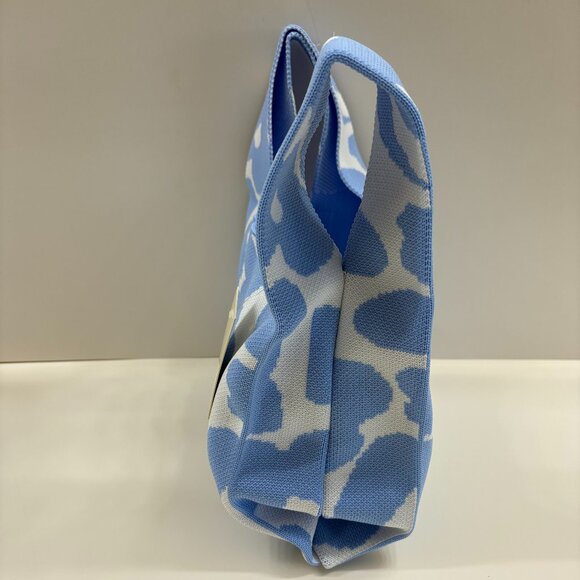 Wrist Tote Bag - 100% Polyester- Baby Blue/ White Daisies - NWT - Picture 4 of 9